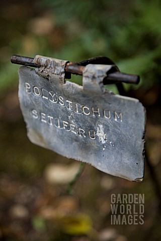 RUSTIC_PLANT_LABEL