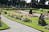 LE JARDIN DES FLEURS AT LES JARDINS DANNEVOIE,  BELGIUM