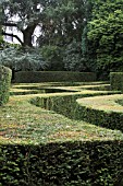 MAZE DESIGNED BY RENE PECHERE AT MUSEE ET JARDINS VAN BUUREN, BRUSSELS