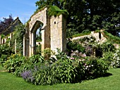 TITHE BARN, SUDELEY CASTLE GARDENS