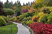 BUTCHART GARDENS, THE SUNKEN GARDEN IN AUTUMN