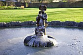 FROZEN FOUNTAIN AT THE ROYAL BOTANICAL GARDENS KEW