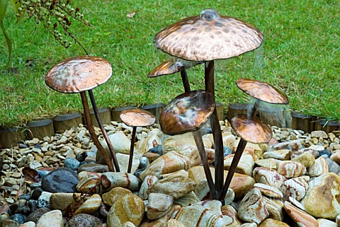 COPPER_TOADSTOOLS_WATER_FEATURE