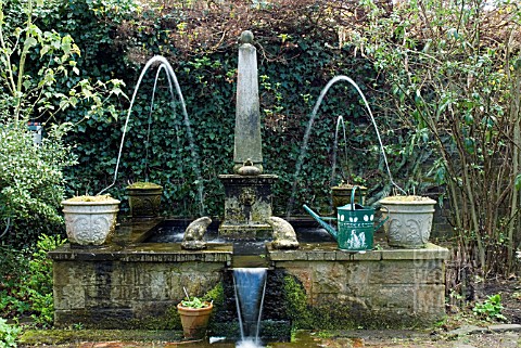 FOUNTAIN_SHEPHERD_HOUSE_INVERESK_SCOTLAND__OWNERS_SIR_CHARLES_AND_LADY_ANN_FRASER