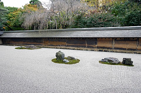 RYOANJI_TEMPLE_ZEN_GARDEN_KYOTO_JAPAN