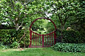 RED GATE AND HEDGE