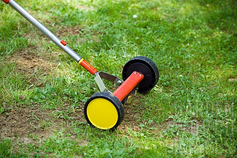 LAWN_ACTION_AND_SCARIFIER