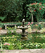 FORMAL GARDEN POND AND FOUNTAIN