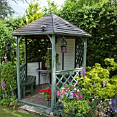 PAINTED WOODEN GAZEBO AT WESTON OPEN GARDENS