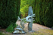 CONTEMPORARY HAND CRAFTED STEEL SCULPTURE OF BOXING HARES, GARDEN ART, WITHIN CONWY VALLEY MAZE