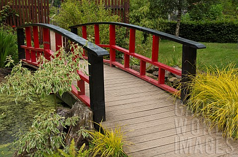 Japenese_red_lacquer_footbridge