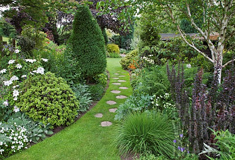 Country_Cottage_Garden_View