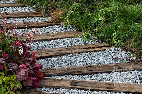 PATH_OF_RAILWAY_SLEEPERS_AND_GRANITE_CHIPPINGS
