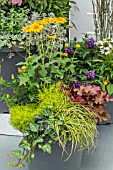 SUMMER CONTAINERS
