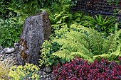 WATER FEATURE-OBELISK