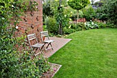 LAWN WITH GARDEN CHAIRS