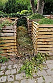 WOODEN COMPOST BIN