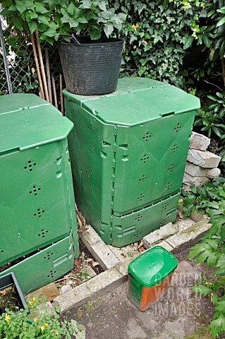 PLASTIC_COMPOST_BIN