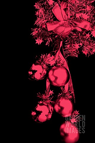 CHRISTMAS_DECORATION__RED_WITH_BLACK_BACKGROUND