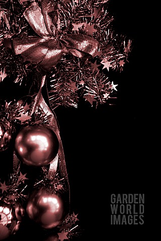 CHRISTMAS_DECORATION__SEPIA_BROWN_DARK_WITH_BLACK_BACKGROUND