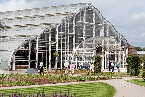 THE_ENTRANCE_TO_THE_BICENTENARY_GLASSHOUSE__RHS_WISLEY_JUNE_2007