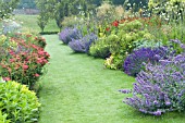 HERBACEOUS BORDER