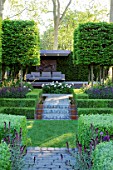 THE HUSQVARNA GARDEN DESIGNED BY CHARLIE ALBONE  SILVER GILT MEDAL