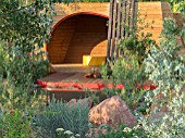 ROYAL BOTANIC GARDENS MELBOURNE: ESSENCE OF AUSTRALIA SHOW GARDEN  DESIGNED BY JIM FOGARTY