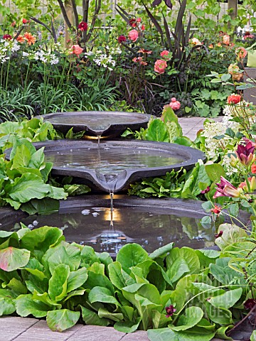 BACCHUS_GARDEN_DESIGNED_BY_JEAN_WARDROP_WITH_A_THREE_TIER_WATER_FEATURE