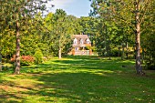 FARM HOUSE AT BODENHAM ARBORETUM WORCESTERSHIRE